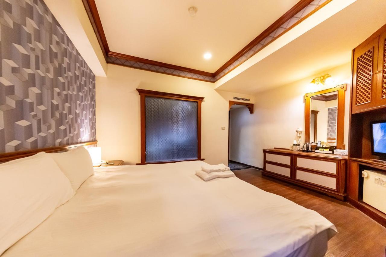 I Hi Sanduo Travel Hotel Kaohsiung Extérieur photo