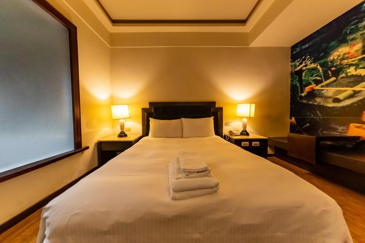 I Hi Sanduo Travel Hotel Kaohsiung Extérieur photo