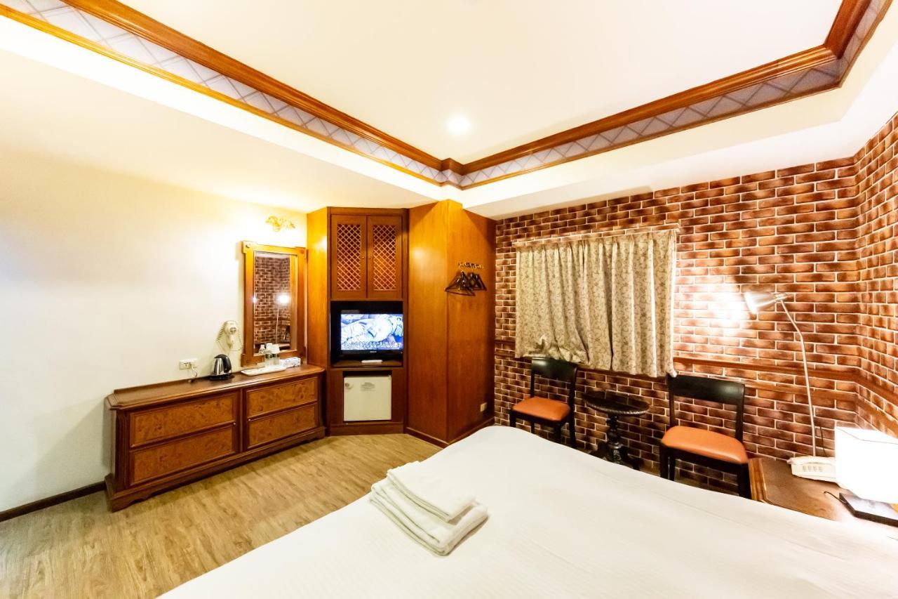 I Hi Sanduo Travel Hotel Kaohsiung Extérieur photo