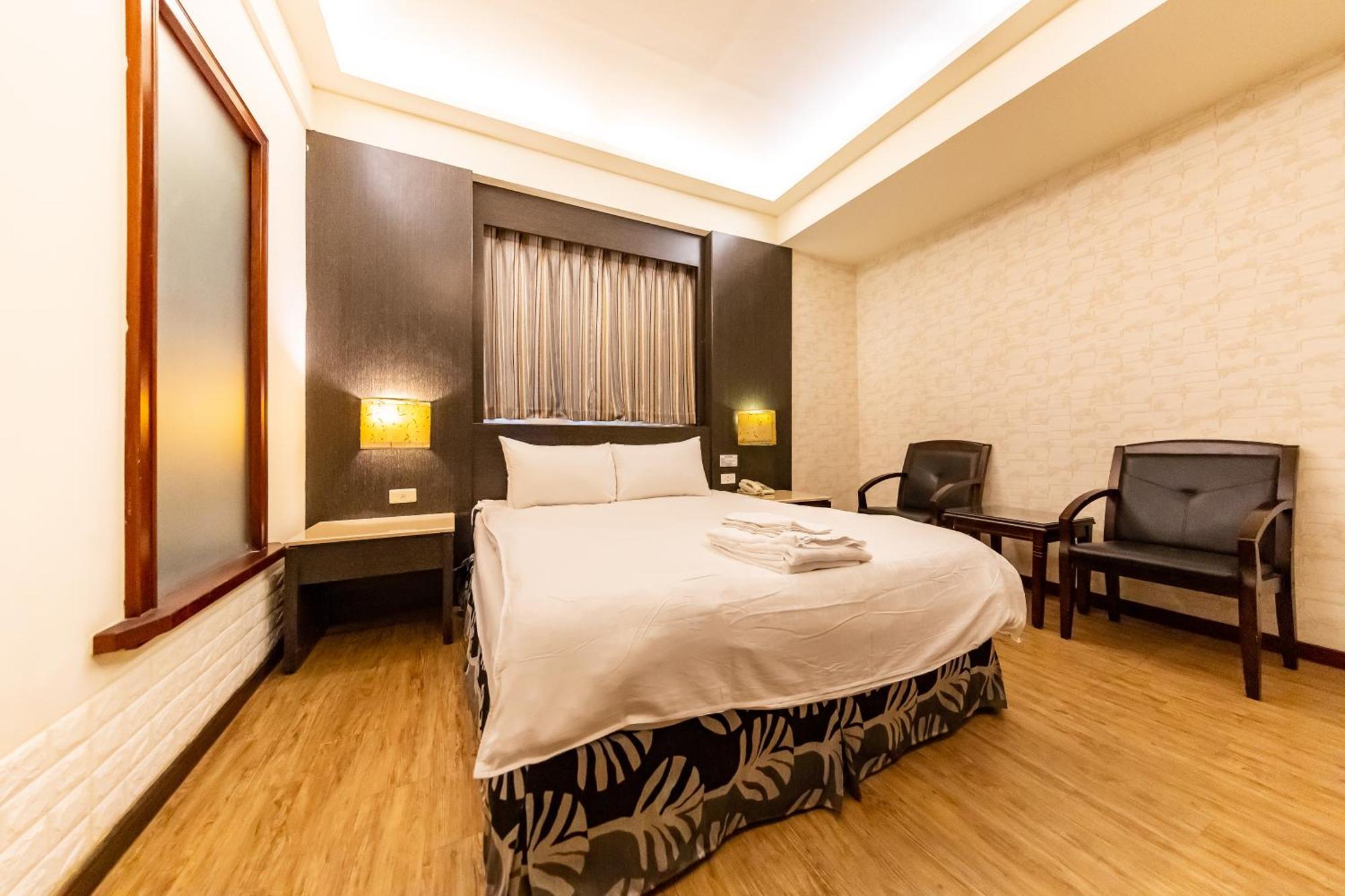 I Hi Sanduo Travel Hotel Kaohsiung Extérieur photo