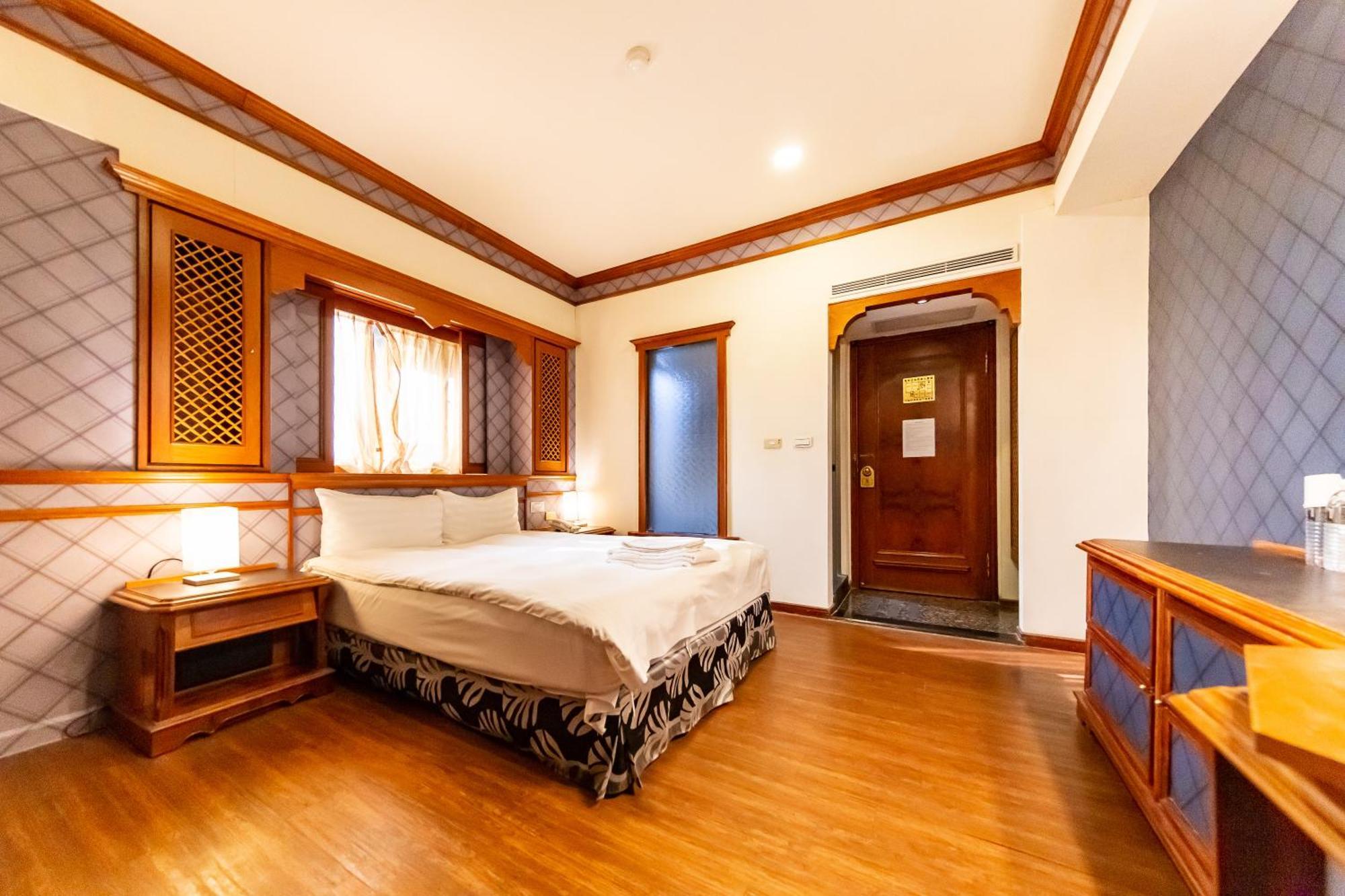 I Hi Sanduo Travel Hotel Kaohsiung Extérieur photo
